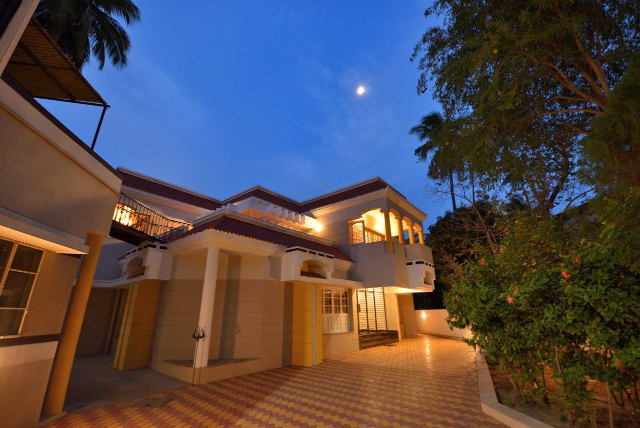 Sri Ranga Krupa Hotel Tiruchirappalli Exterior photo